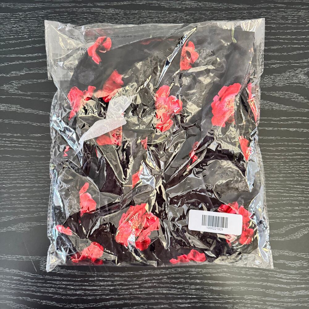 NEW VICI Floral Off The Shoulder Tank Top Black Red Rose Print Womens Size Small